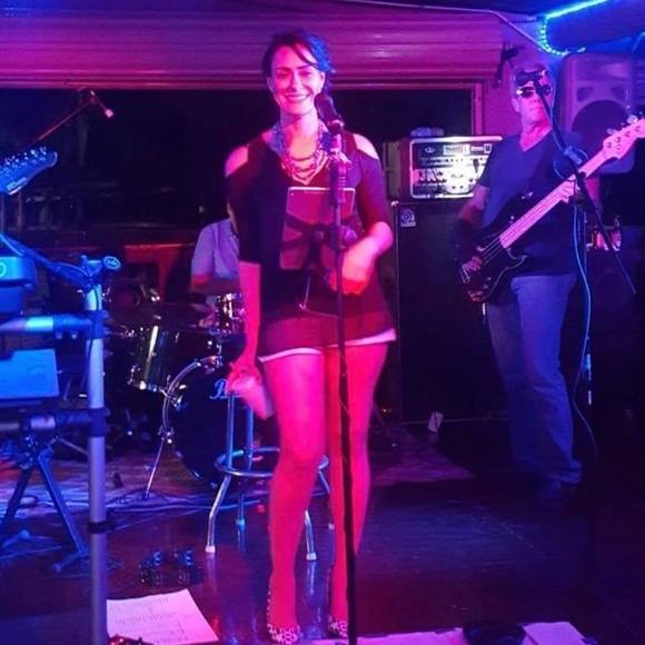 Meet your Posher, Hali - Picture 1 of 1